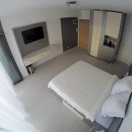 Silver Seascape Studio Mamaia